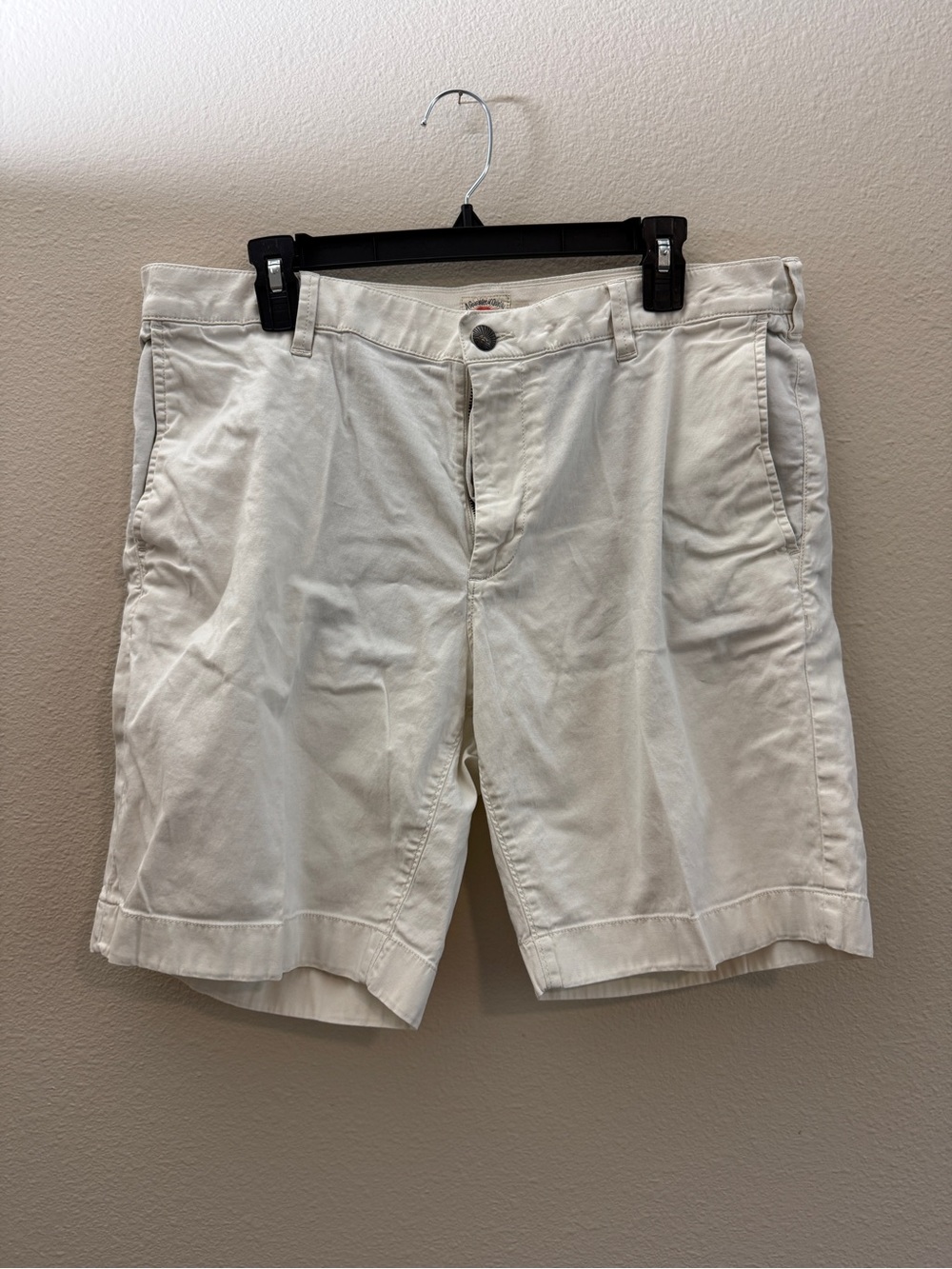 Faherty Cream Flat-Front Men's Shorts